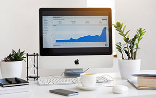 西甲赛场上，补时阶段刚开始的时候，场上气势一下子反转